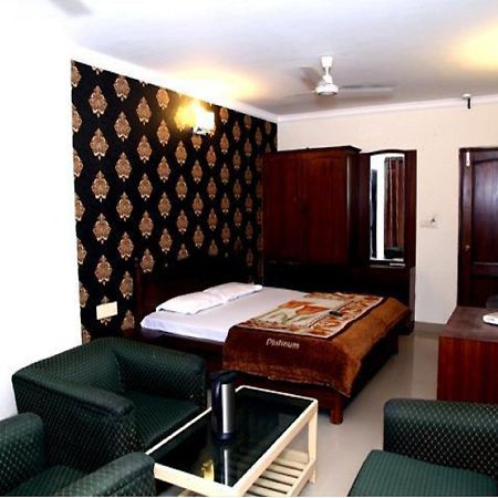 Hotel Haryana Chandīgarh Εξωτερικό φωτογραφία