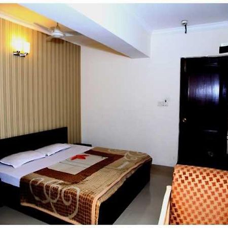 Hotel Haryana Chandīgarh Εξωτερικό φωτογραφία