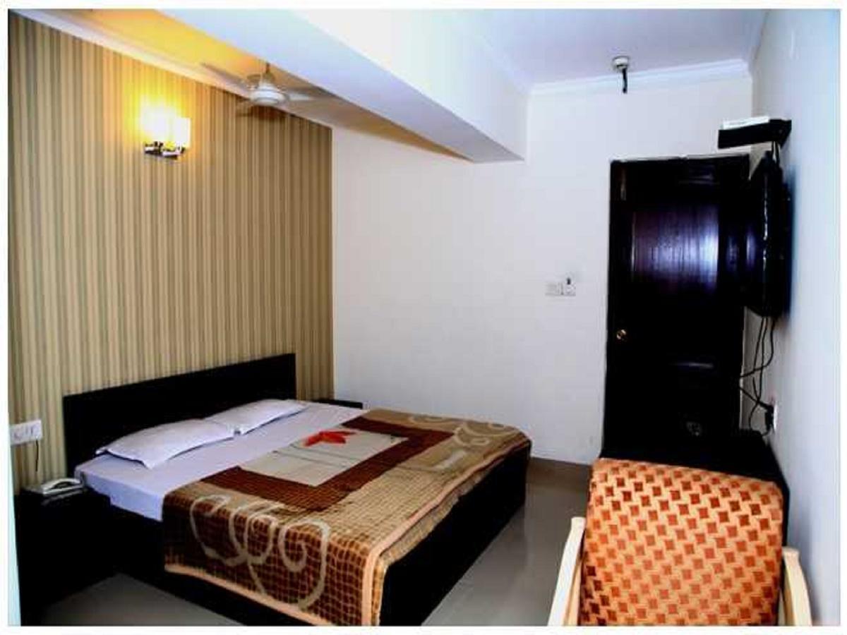 Hotel Haryana Chandīgarh Εξωτερικό φωτογραφία