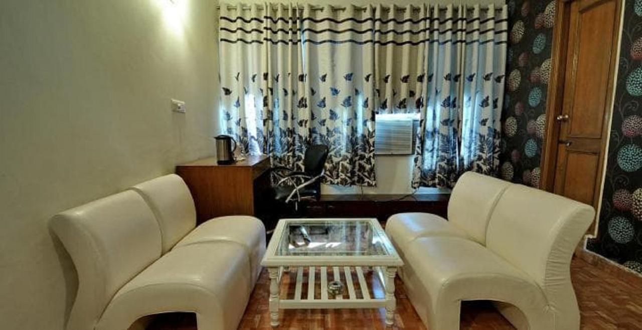Hotel Haryana Chandīgarh Εξωτερικό φωτογραφία